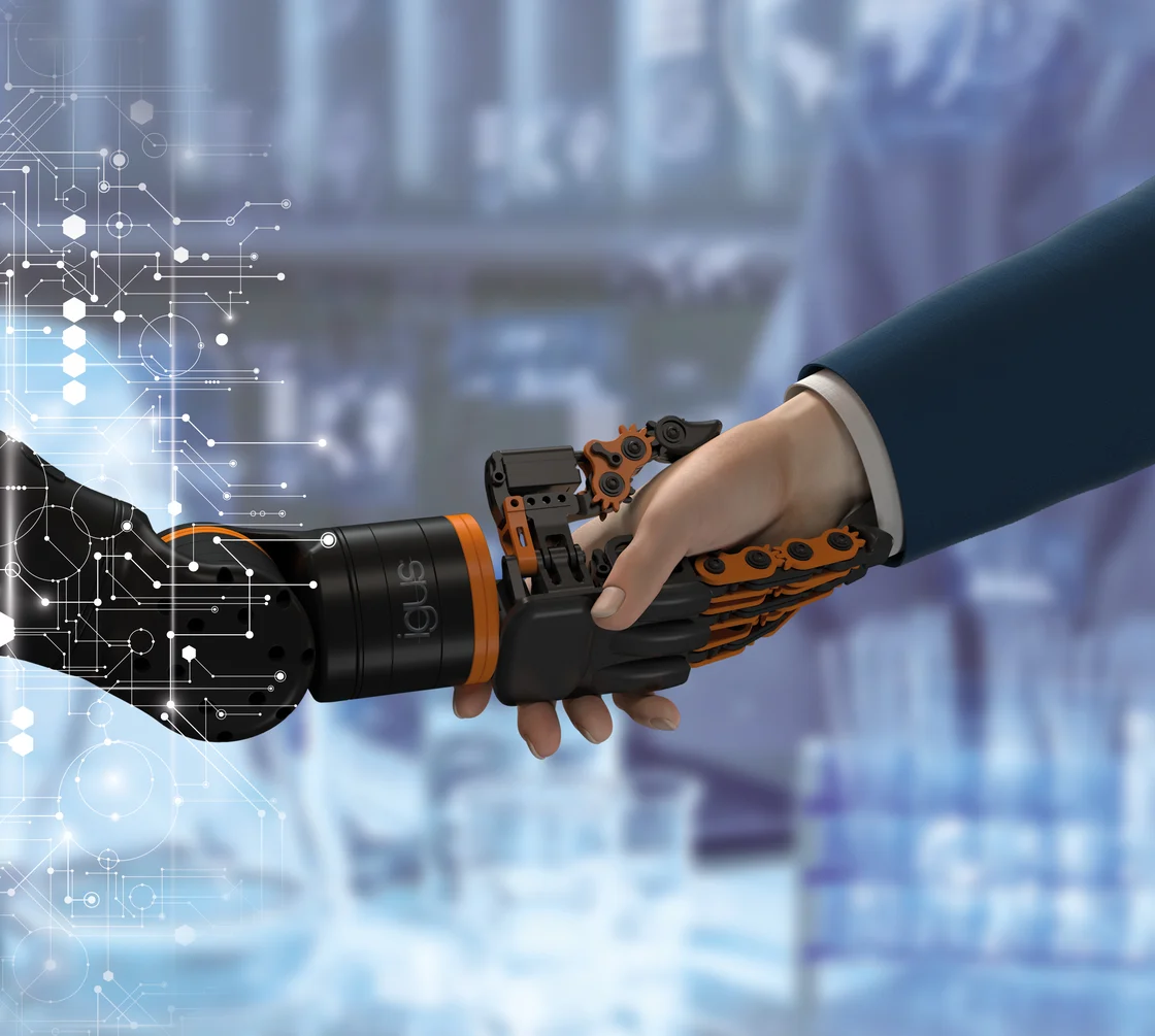 You are currently viewing Robots-Weblog | Hand schütteln mit einem Roboter: igus bringt bionische Hand für ReBeL Cobot auf den Markt
